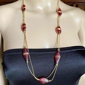 𝅺ACRYLIC red stones wire wrapped necklace